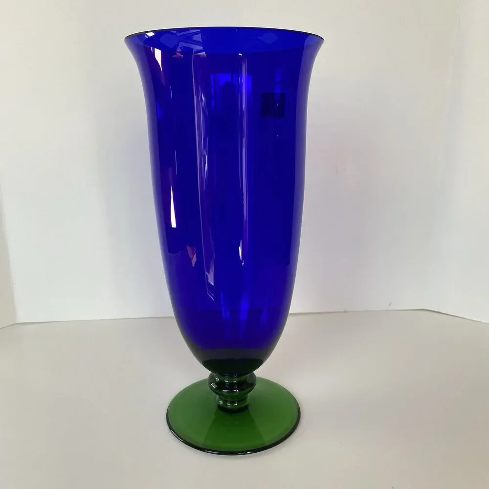 Madison Avenue cobalt blue crystal glass vase with green pedestal made in Czech